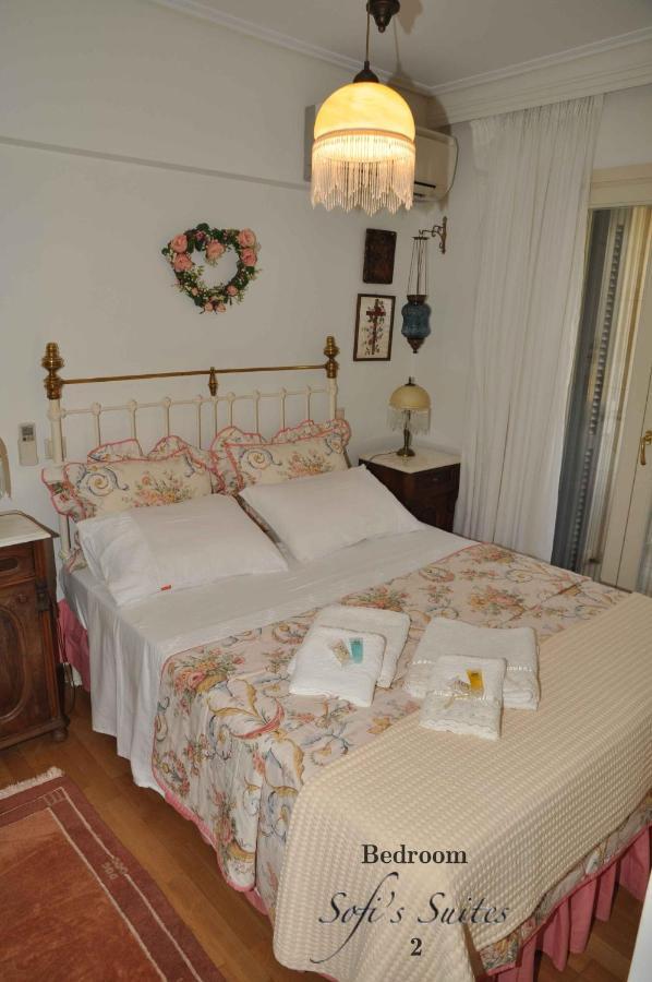 Sofi'S Suites Andros Экстерьер фото