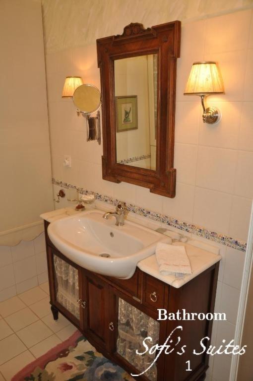 Sofi'S Suites Andros Экстерьер фото