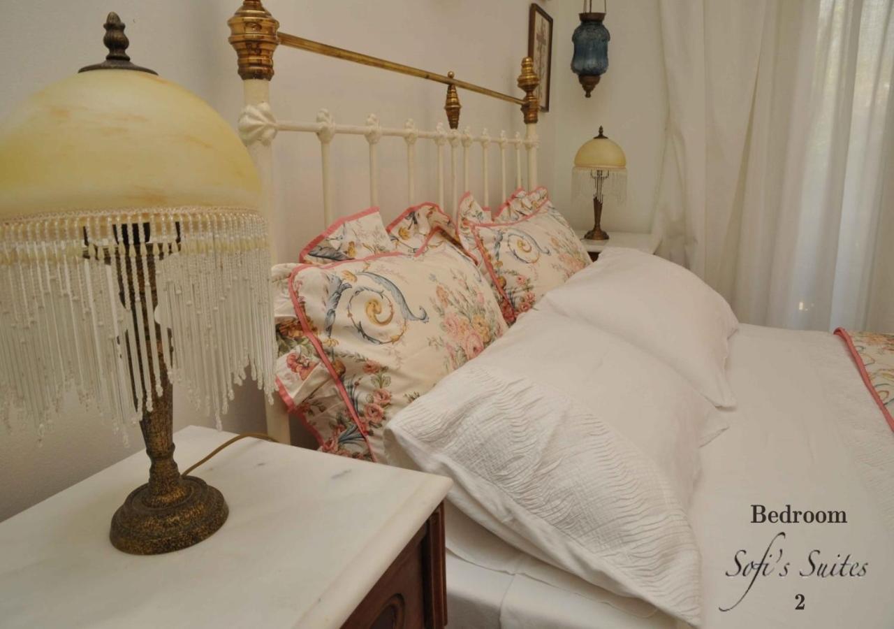 Sofi'S Suites Andros Экстерьер фото